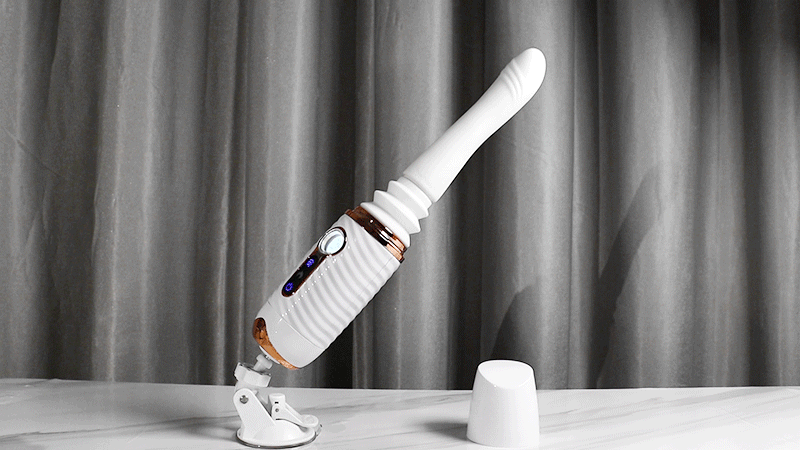 Dương vật giả 11.gif