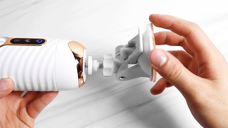 Dương vật giả 7.gif